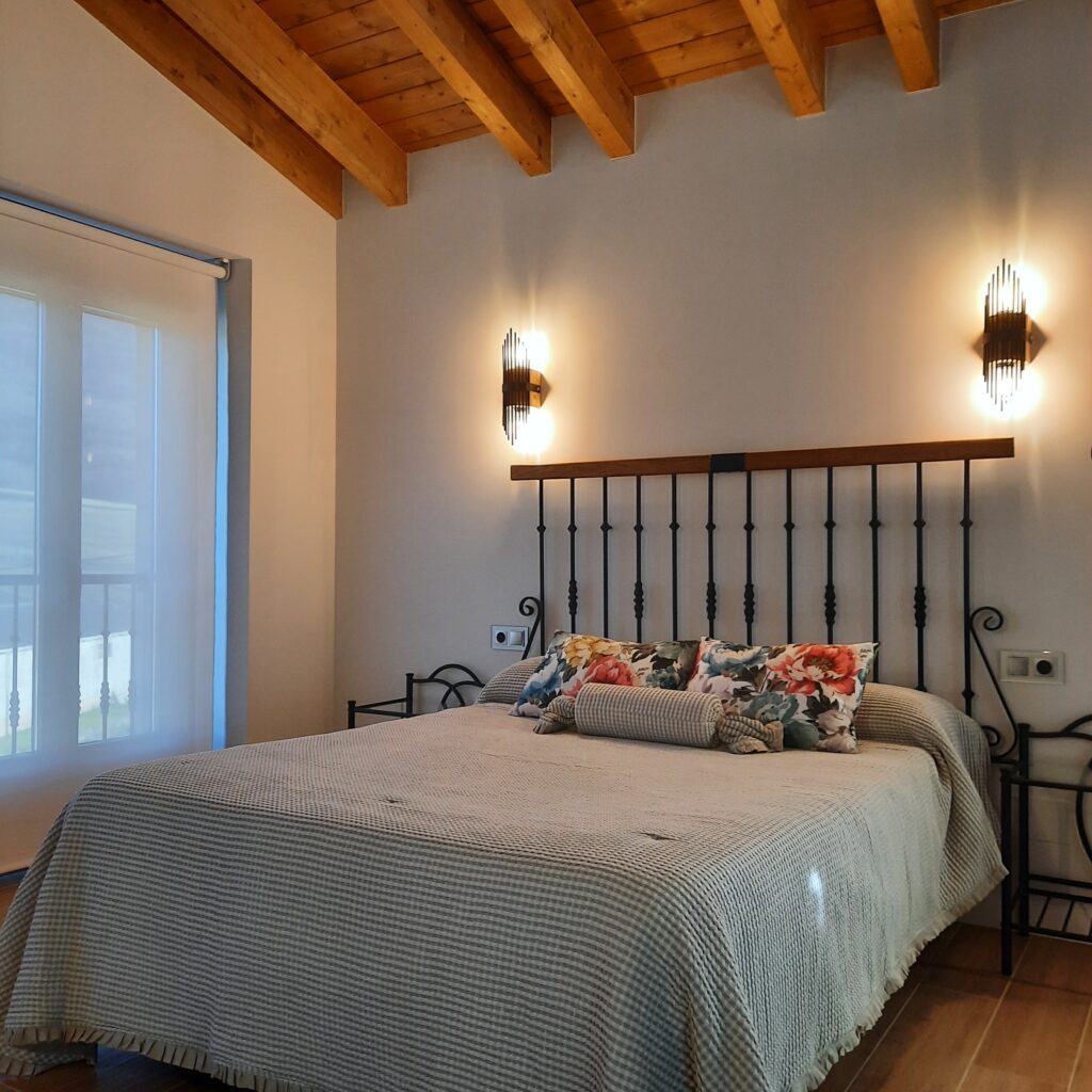 Habitacion de casa rural cerca de campo golf